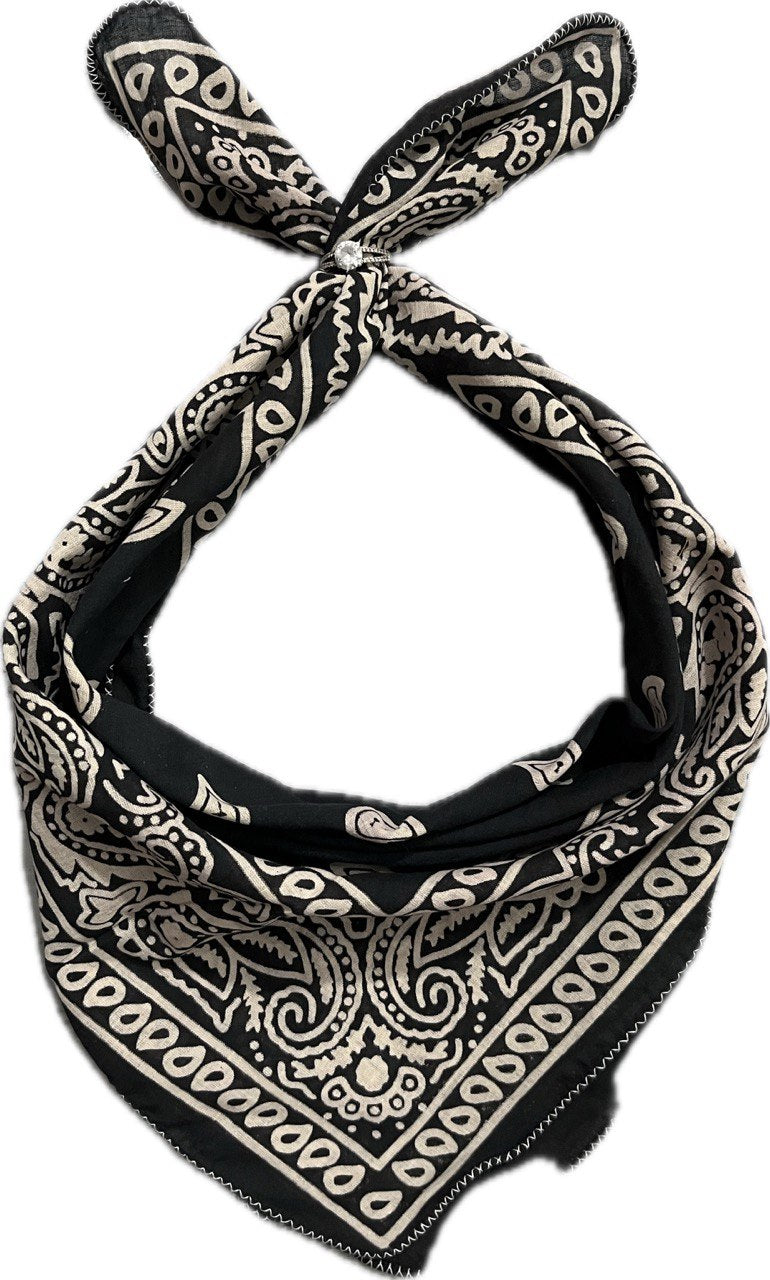 black bandana