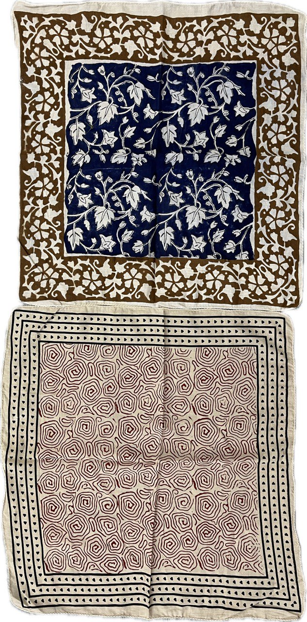 Women Bulk Bandanas Set of 2 Nearby